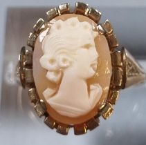 9ct gold cameo ring, Sheffield hallmarks. 3.7g approx. Size M. (B.P. 21% + VAT)