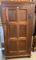18th century style oak single door wardrobe standing on bun feet. 88x60x180cm approx. (B.P. 21% +