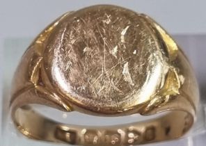 18ct gold gents signet ring. 6g approx. Size R. (B.P. 21% + VAT)