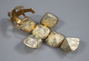 Vintage 9ct gold Masonic Orb ball/pendant. 12.9g approx. (B.P. 21% + VAT)