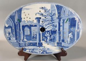 Early 19th century Spode blue and white transfer printed drainer dish, of oval form in the '