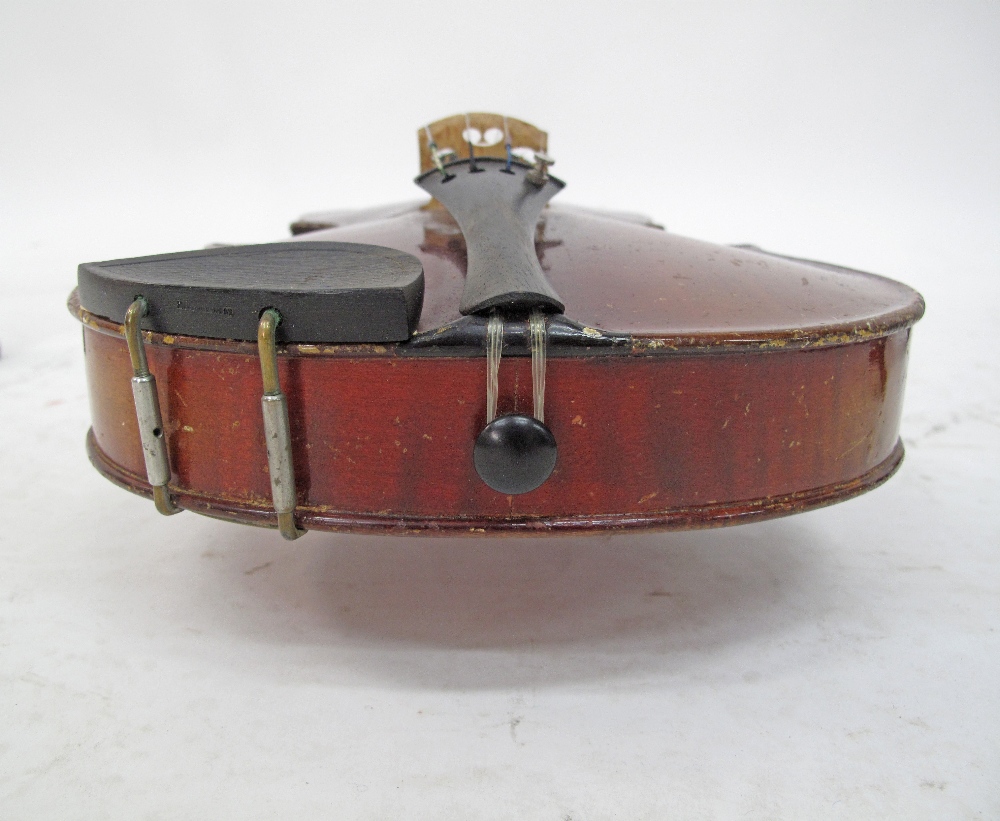 An early 20th century Stradivarius violin copy - Image 13 of 14