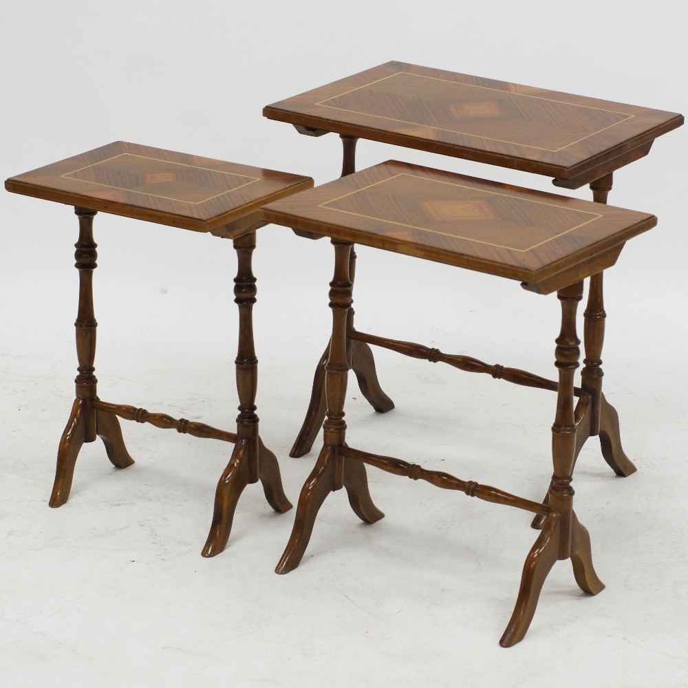 A nest of three side tables - Image 2 of 4