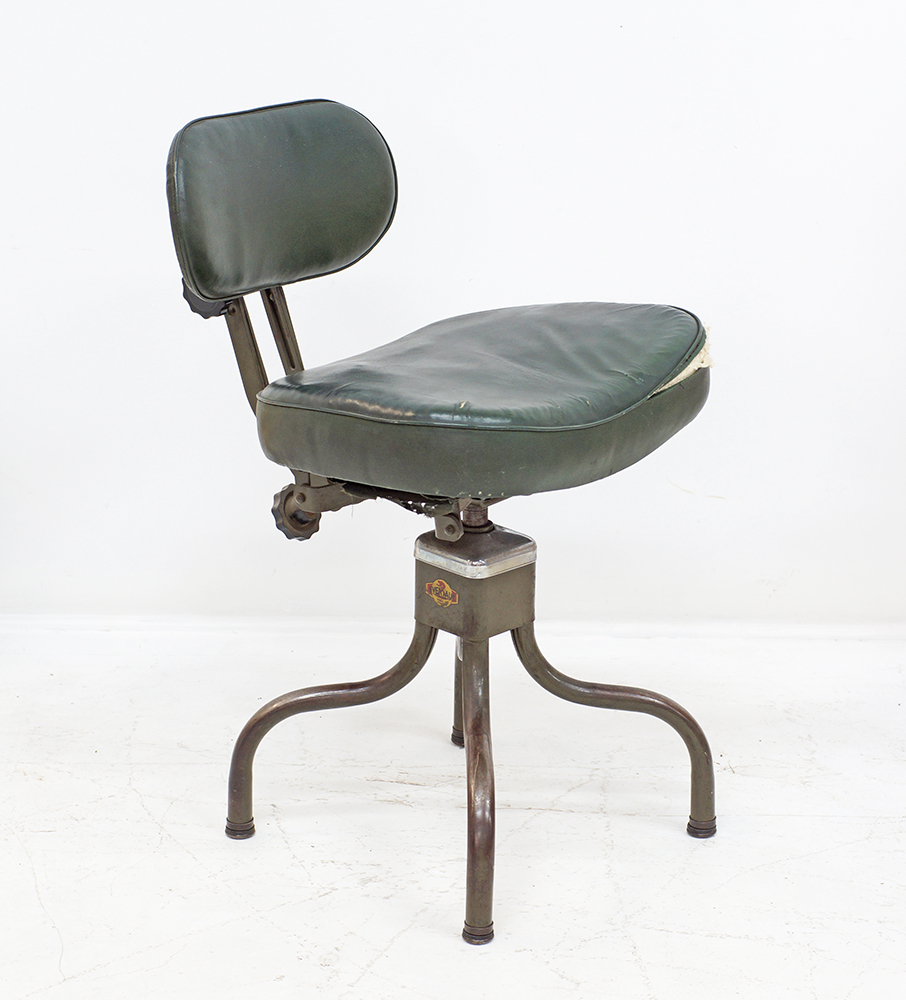 A vintage Evertaut Office chair