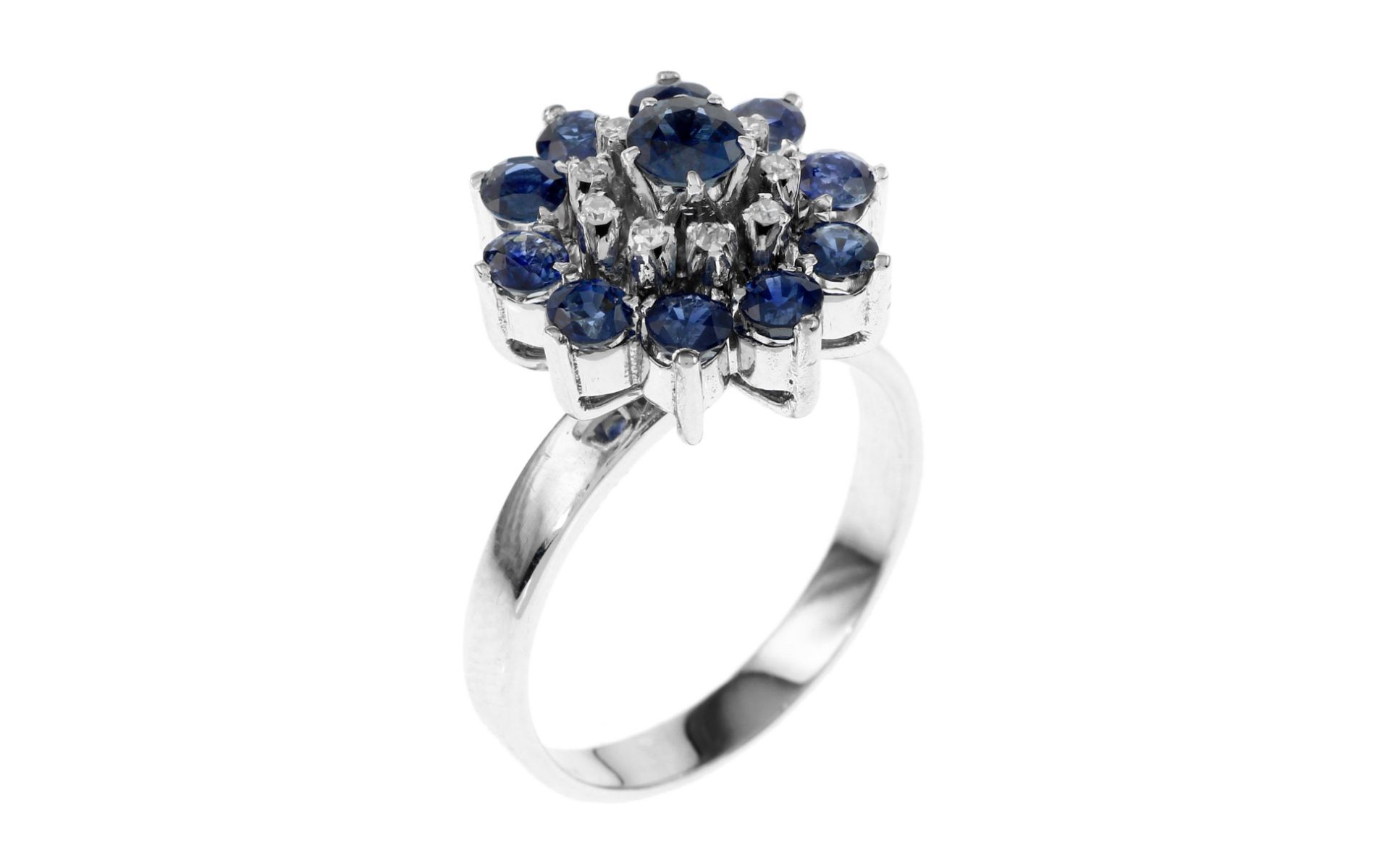 Ring 5.66g 800/- Silber mit 10 Diamanten zus. ca. 0.10 ct. und Saphiren. Ringgroesse ca. 57