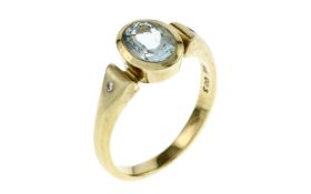 Ring 5.52g 585/- Gelbgold mit 2 Diamanten zus. ca. 0.03 ct. und Aquamarin. Ringgroesse ca. 57