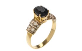 Ring 2.98g 550/- Gelbgold und Weissgold mit 8 Diamanten zus. ca. 0.16 ct. und Saphir. Ringgroesse ca