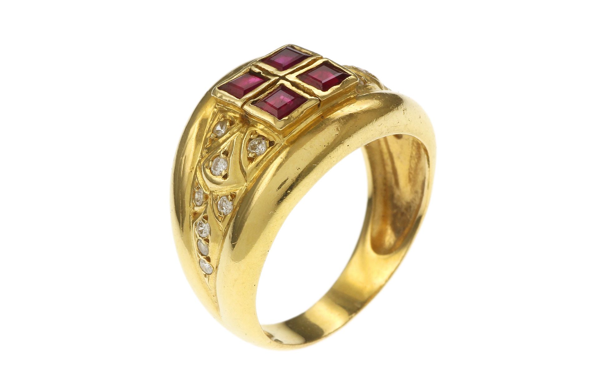 Ring 5.81g 750/- Gelbgold mit 16 Diamanten zus. ca. 0.32 ct. und Rubinen. Ringgroesse ca. 56