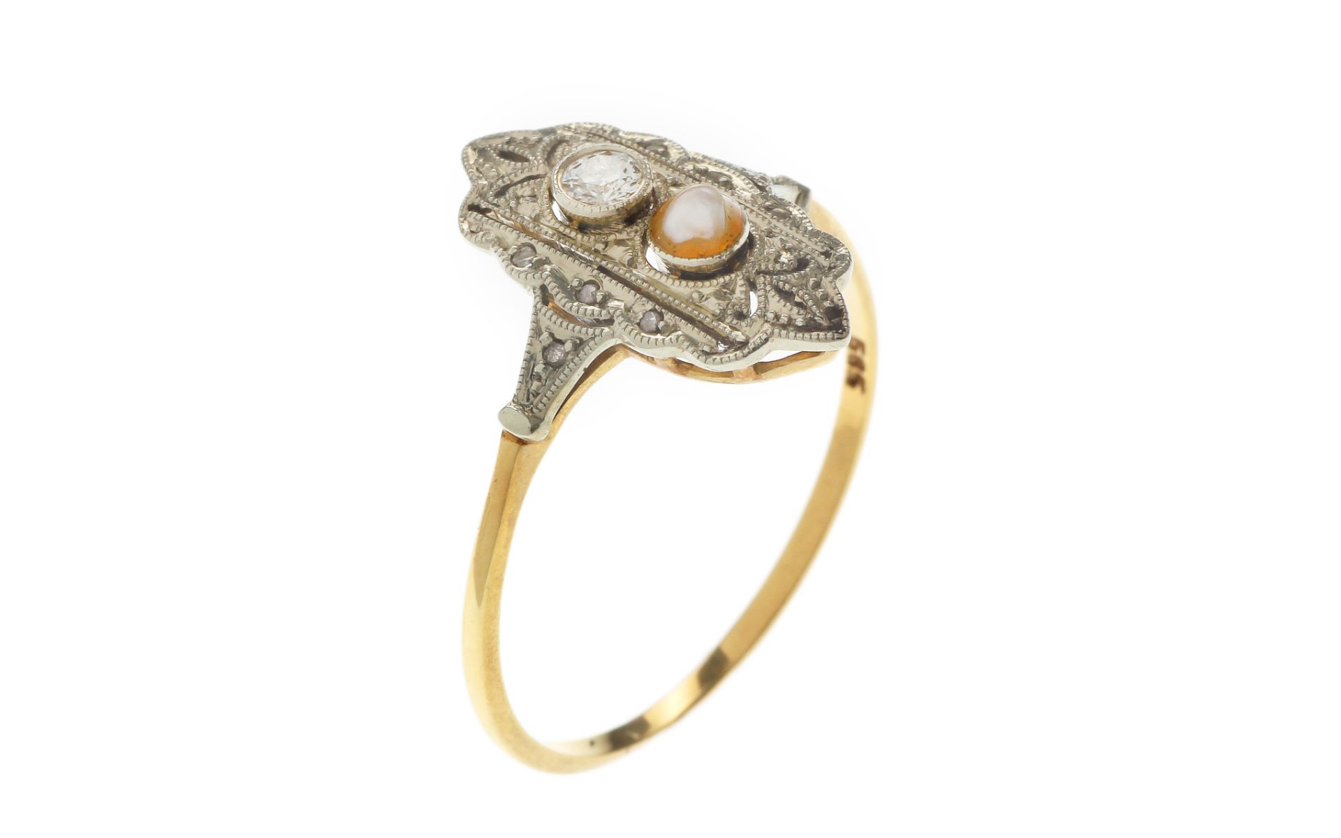 Ring Art-Deco 2.03g 585/- Gelbgold und Weissgold mit Diamant ca. 0.07 ct. und Perle. Ringgroesse ca.