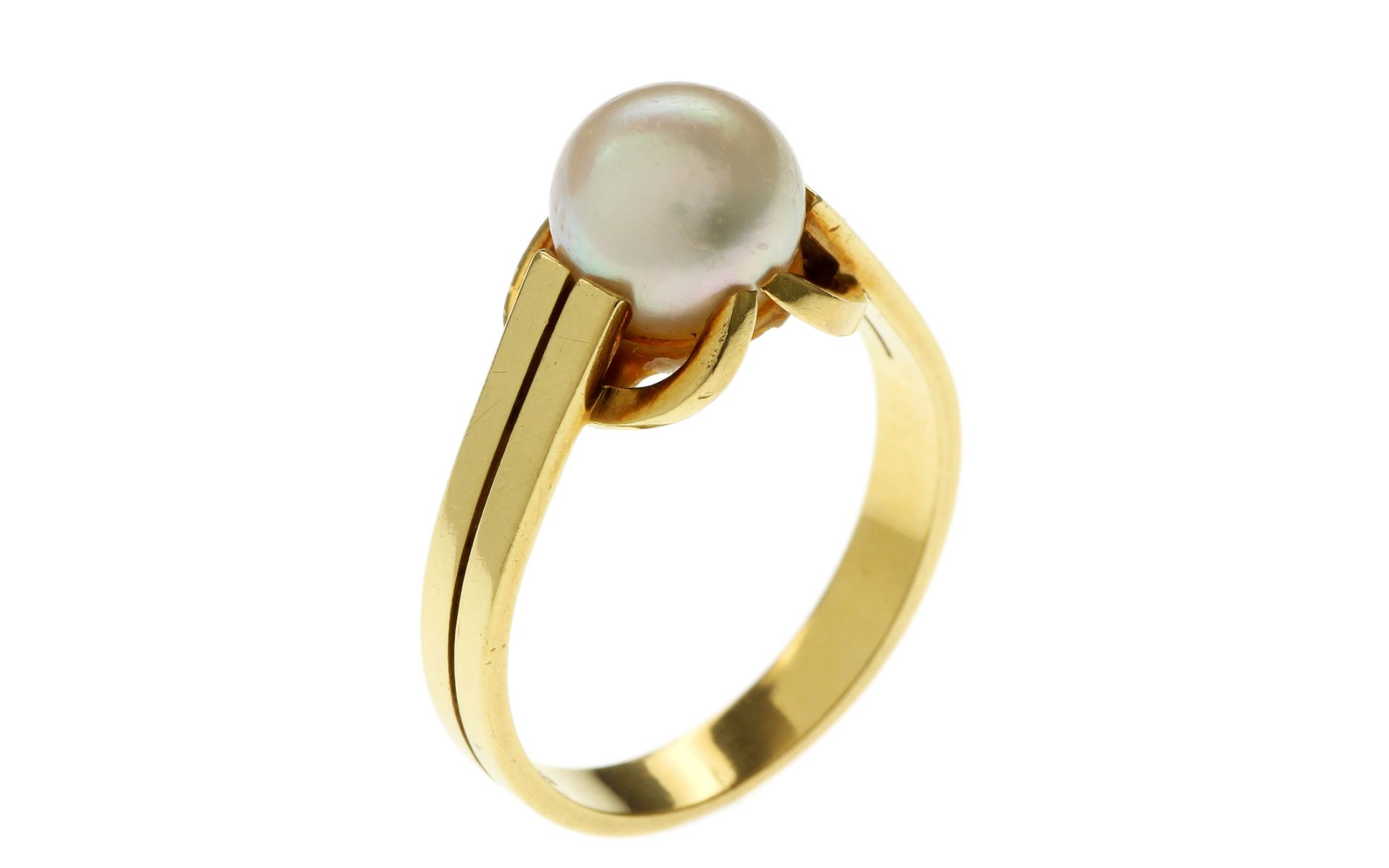 Ring 3.96g 585/- Gelbgold mit Perle. Ringgroesse ca. 54