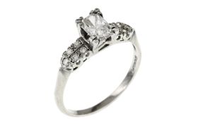 Ring 4.64g 950/- Platin mit Diamant ca. 0.65 ct. und Diamanten zus. ca. 10 Diamanten zus. ca. 0.05 c