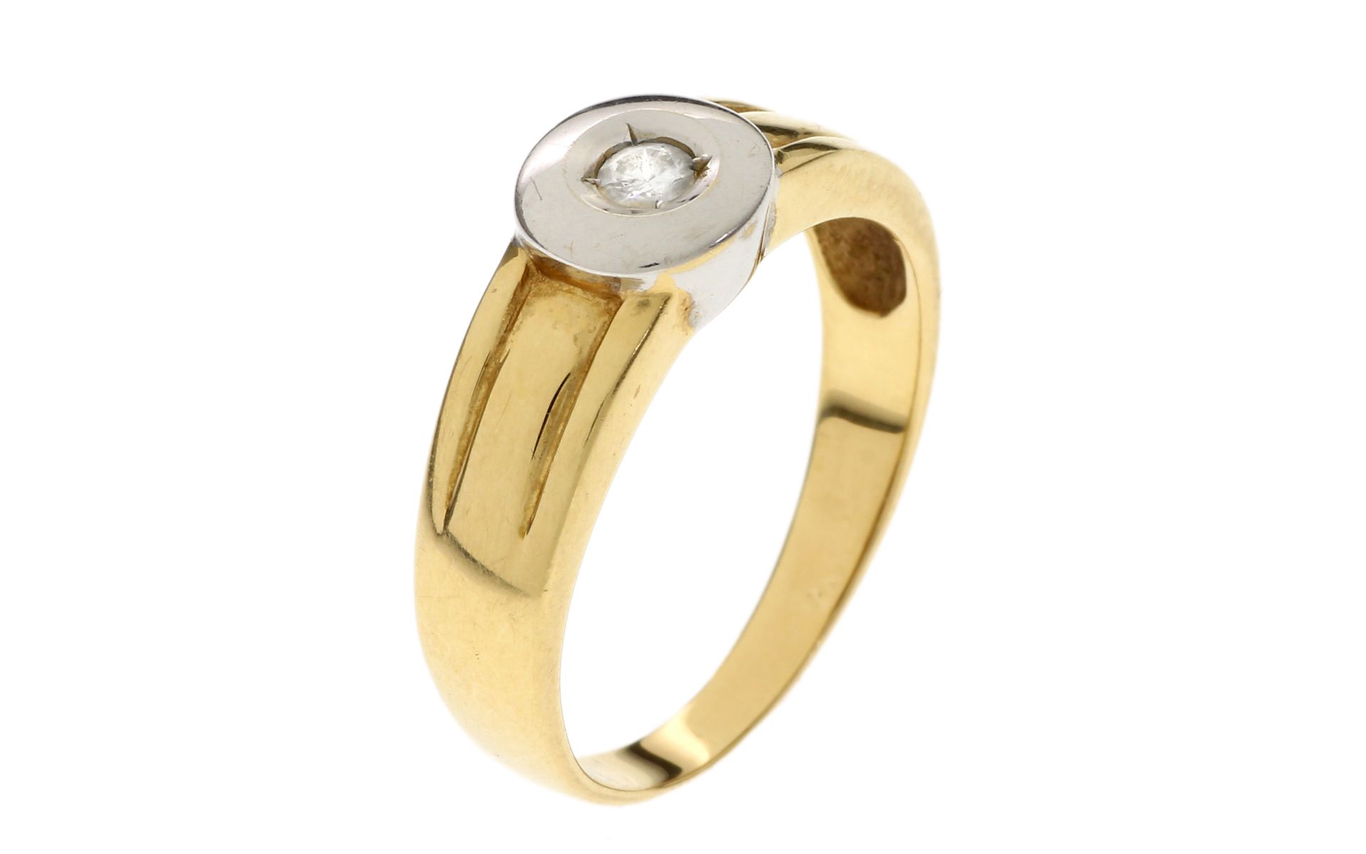 Ring 4.18g 585/- Gelbgold und Weissgold mit Diamant ca. 0.05 ct.. Ringgroesse ca. 56