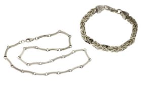 1 Collier. 1 Koenigsarmband 94.82g 925/- Silber