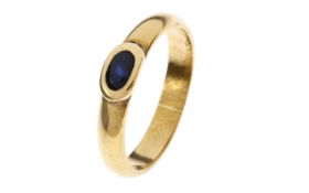 Ring 2.53g 333/- Gelbgold mit Saphir. Ringgroesse ca. 51