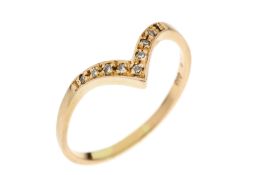 Ring 1.41g 585/- Rotgold mit 9 Diamanten zus. ca. 0.09 ct.. Ringgroesse ca. 56
