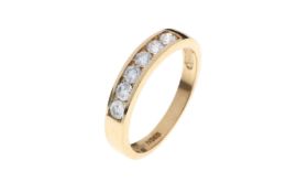 Ring 3.1g 585/- Gelbgold mit 6 Diamanten zus. ca. 0.48 ct.. Ringgroesse ca. 56