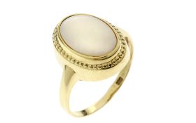 Ring 2.17g 585/- Gelbgold mit Opal. Ringgroesse ca. 52