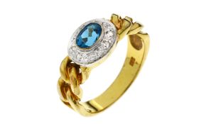 Ring 4.36g 333/- Gelbgold und Weissgold mit 10 Diamanten zus. ca. 0.10 ct. und Topas. Ringgroesse ca