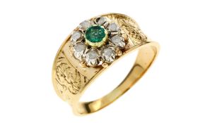 Ring 5.06 gr. 750/- Gelbgold mit Diamant Rosen 0.20 ct und Smaragd Ringgroesse 59