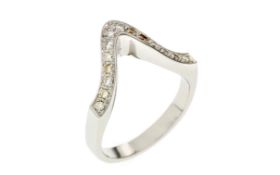 Ring 5.97 gr. 750/- Weissgold mit Diamanten 0.28 ct Ringgroesse 54