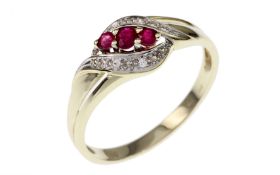 Ring 2.60 gr. 585/- Gelbgold und Weissgold mit Diamanten 0.04 ct und Rubinen 0.20 ct Ringgrousse 62