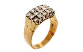 Ring 7.15g 585/- Gelbgold mit 15 Diamanten zus. ca. 1.05 ct.. Ringgroesse ca. 57
