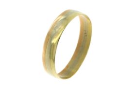 Ring 1.93g 585/- Gelbgold. Weissgold und Rotgold. Ringgroesse ca. 66
