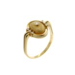 Ring 4.35g 750/- Gelbgold mit 7 Diamanten zus. ca. 0.14 ct.. Ringgroesse ca. 59