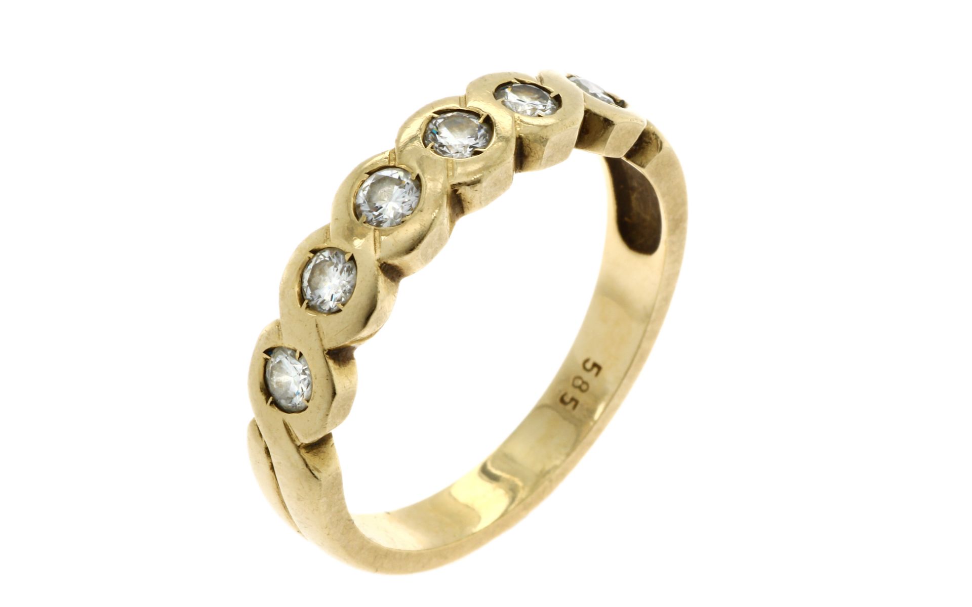Ring 3.62g 585/- Gelbgold mit 6 Diamanten zus. ca. 0.48 ct.. Ringgroesse ca. 56