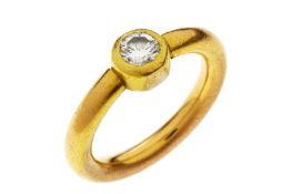 Ring 9.9g 900/- Gelbgold mit Diamant ca. 0.50 ct. F/vs1. Ringgroesse ca. 54