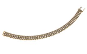 Armband 21.68g 585/- Gelbgold mit 102 Diamanten zus. ca. 2 ct.. Laenge ca. 19.50 cm