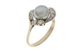 Ring 2.91g 585/- Weissgold mit 10 Diamanten zus. ca. 0.18 ct. und Tahiti-Zuchtperle. Ringgroesse ca.