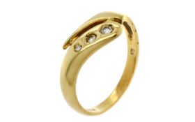 Ring 3.57g 750/- Gelbgold mit 3 Diamanten zus. ca. 0.15 ct.. Ringgroesse ca. 56