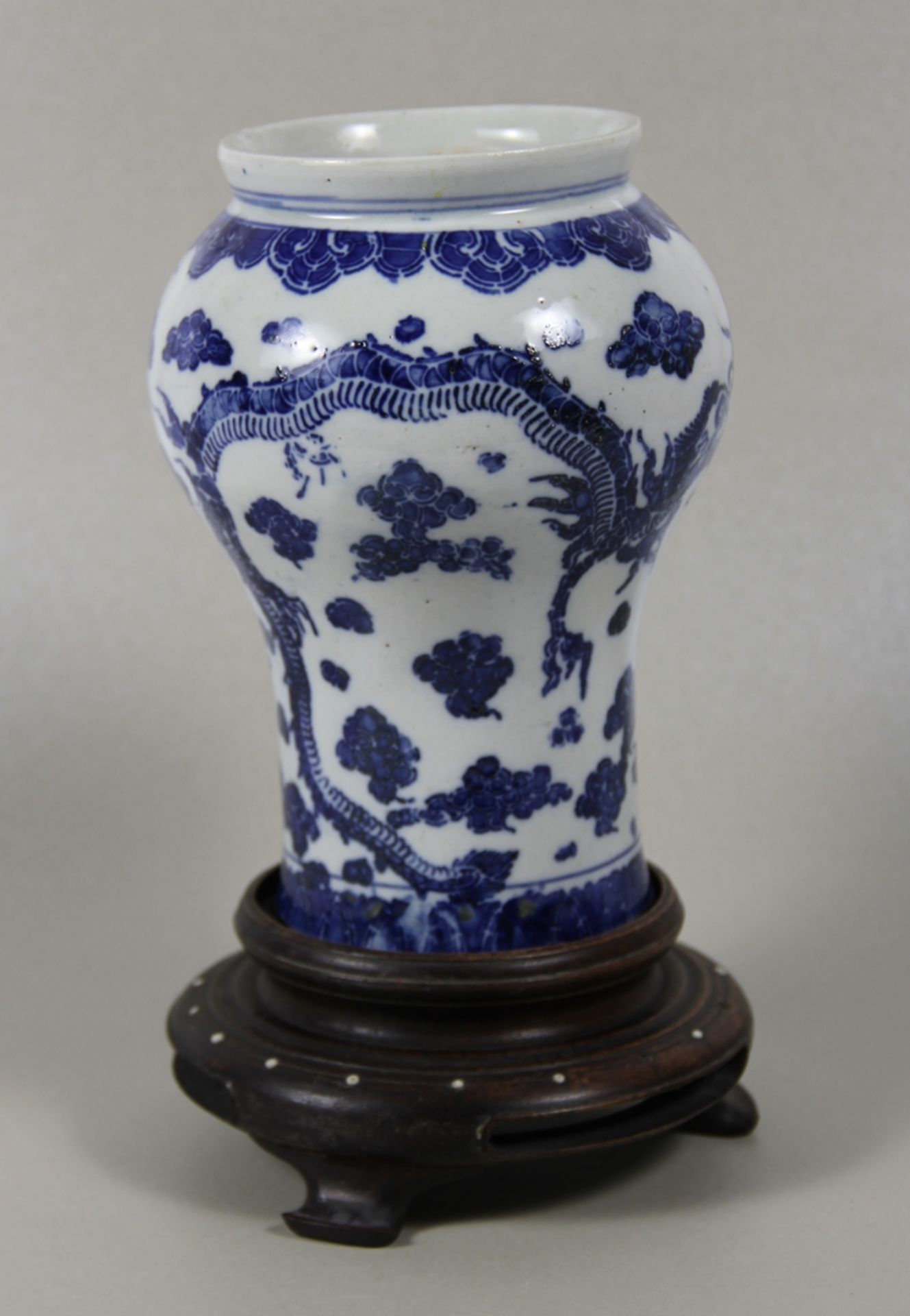 Drachen-Vase