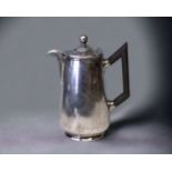 A 19TH CENTURY CHRISTOPHER DRESSER SILVER PLATE WATER JUG. BY JOSEPH RODGERS & SONS. HEIGHT - 20CM