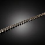 A STERLING SILVER MENS CURB LINK CHAIN. 46CM LONG