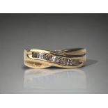 9ct Gold Yellow & White Diamond Twist Ring. Size L