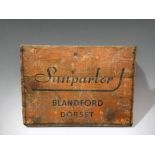 A VINTAGE SUNPARLOR WOODEN WINE CRATE