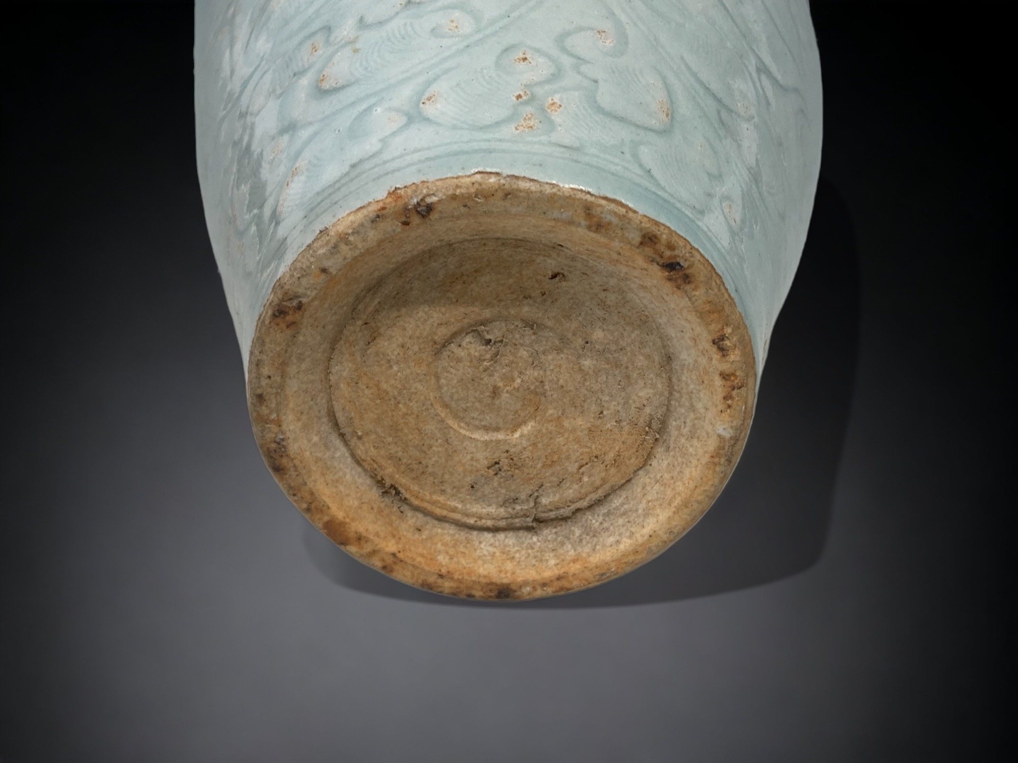 A CHINESE CARVED QINGBAI MEIPING VASE. 
OVOID BODY RAISING FROM A SHORT FOOT TO A BROAD SHOULDER AND - Image 6 of 6