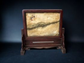 A CHINESE DREAM STONE TABLE SCREEN. LATE 19TH/ EARLY 20TH CENTURY. 23 X 24CM