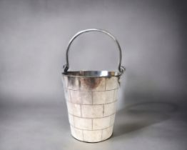 A 19TH CENTURY GILBERT & SPURRIER ICE BUCKET.