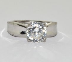 925 silver ladies solitaire ring size L