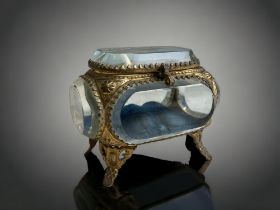 A VICTORIAN GLASS & ORMOLU CASKET. 7 X 8.5CM