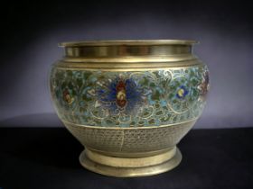 A JAPANESE BRONZE ENAMEL CHAMPLEVE INLAID PLANTER. SIGNED TO BASE. 16 X 21CM AF - BASE IS LOOSE.