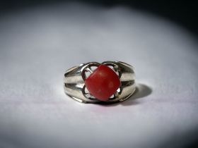 Vintage Mediterranean red coral white metal ring Size T.