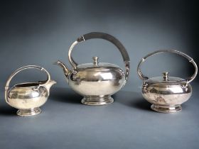 A Meridan B. Company silver plate 'Hamilton' 980 Tea set. Includes Teapot, milk & sugar.