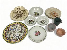 A MISCELLANEOUS COLLECTION OF CERAMICS.