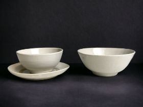 Chinese glazed White Ware bowls & saucer. Largest bowl - 5 x 11.5cm