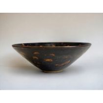 A Chinese Jizhou type 'Tortoise shell' glazed bowl. 6 x 16cm