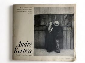 A signed 1st edition Andre Kertesz 'Sixty years of photography'. Softcover. AF